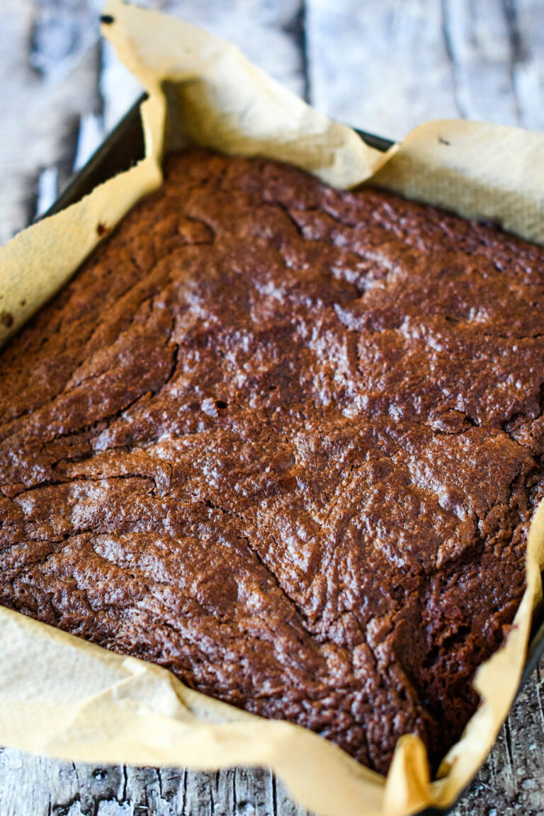 Quick And Easy Banana Chocolate Brownies (+Video!) Larder Love