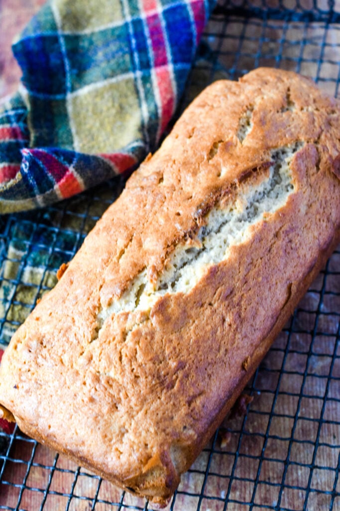 finished banana loaf on cooling rack