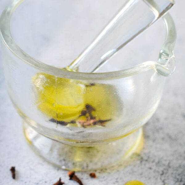 How To Make Your Own Clove Oil For Toothache Larder Love