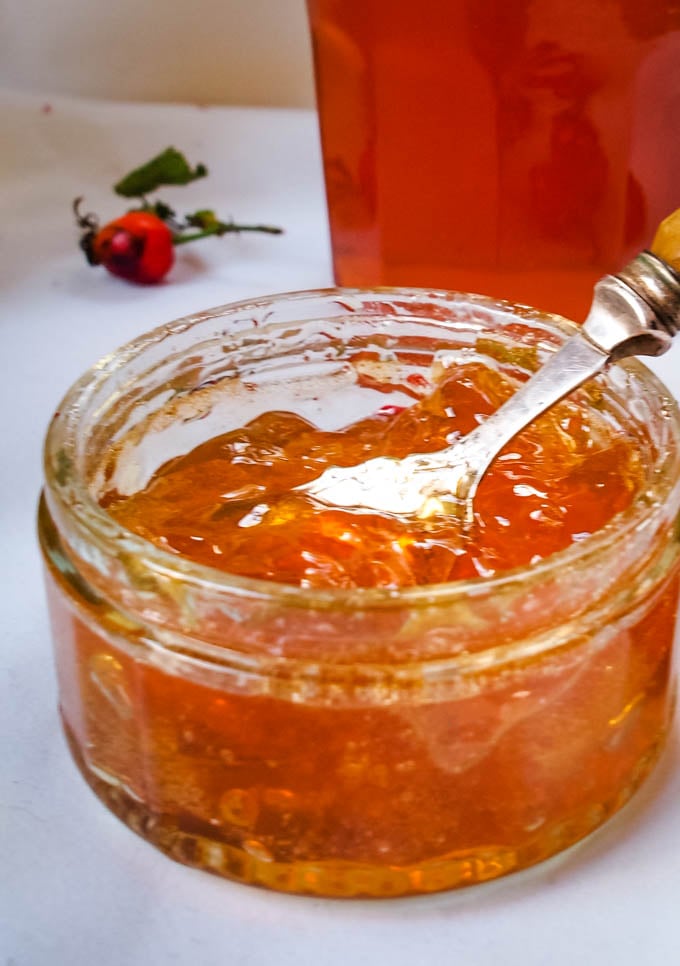 Rose Hip Jelly from Wild or Garden Roses (Low Sugar)