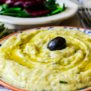 skordalia traditional greek garlic dip