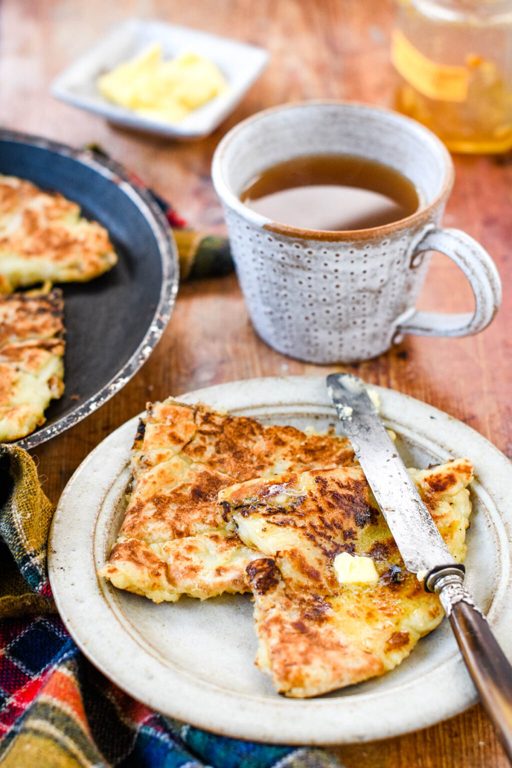 Easy Traditional Scottish Potato Scones/Tattie Scones(+Video!) Larder