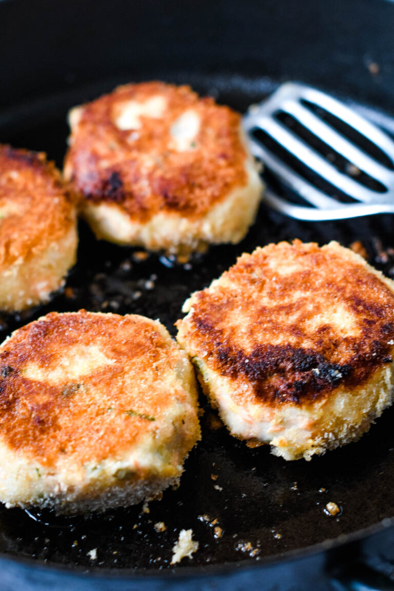 Super Quick And Easy Salmon Fishcakes(+Video!) - Larder Love