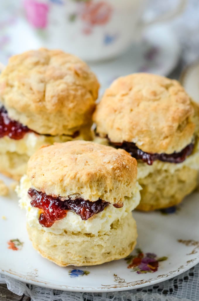 https://larderlove.com/wp-content/uploads/2018/07/simple-scones-8-by-larderlove.jpg?utm_source=chatgpt.com