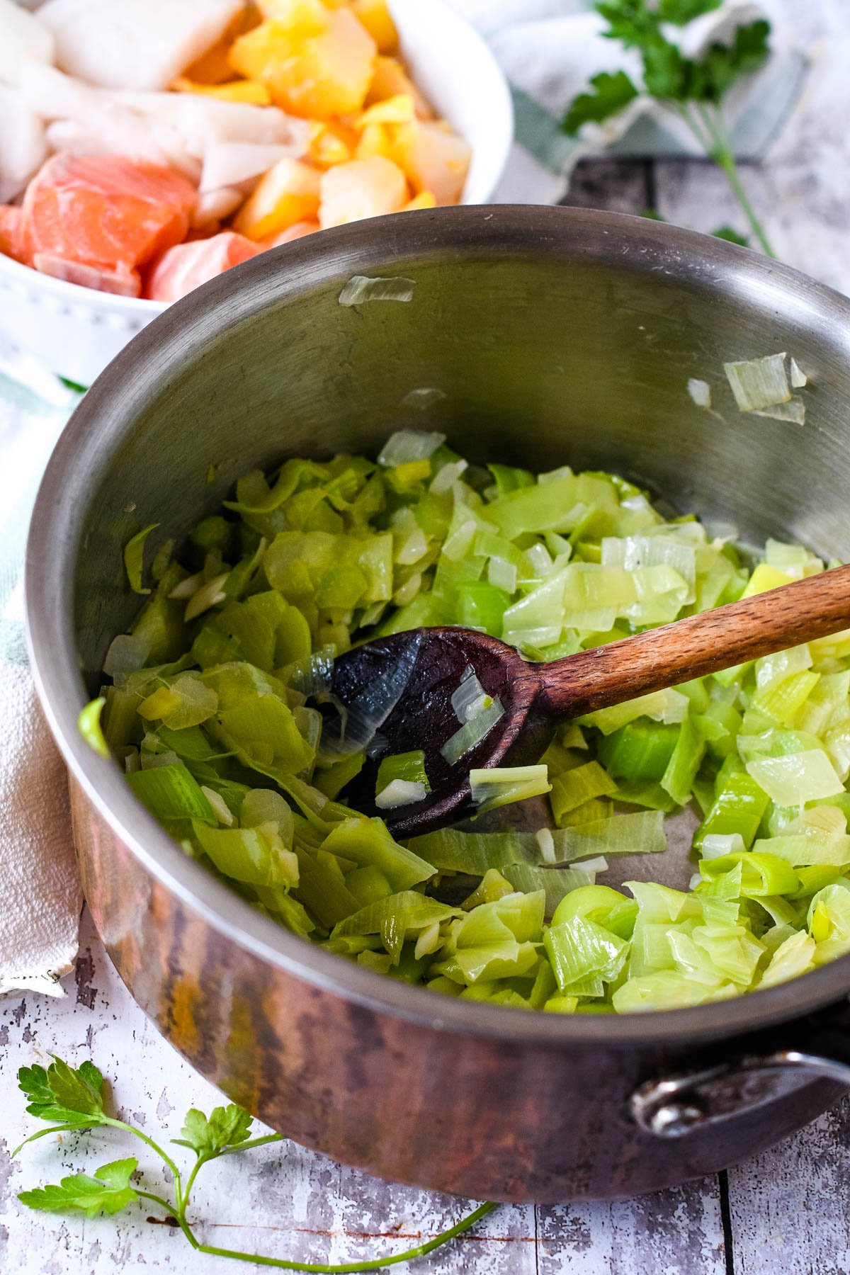 Quick And Easy Low Carb Fish Pie Recipe (+Video!) - Larder Love