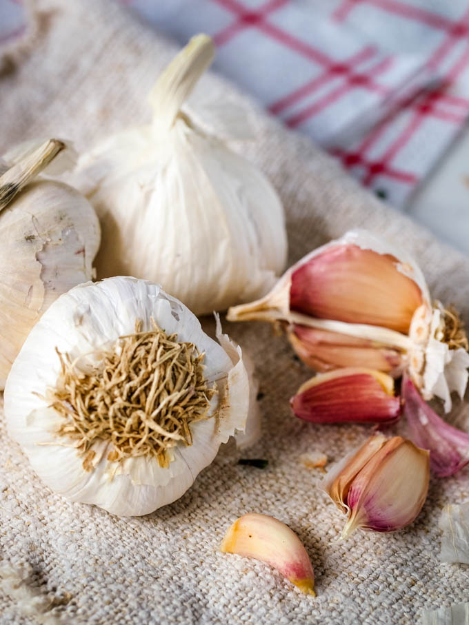 garlic cloves