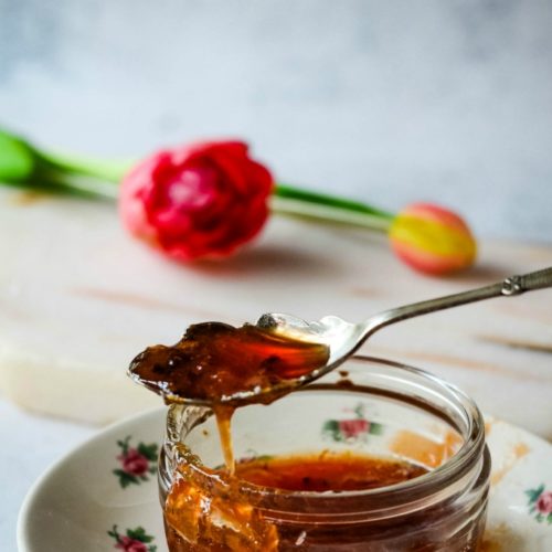 A super easy recipe for rhubarb and ginger gin jam by larderlove