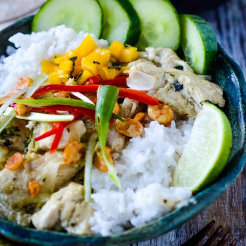 Thai Green Chicken Curry With Coconut Rice Bowl - Larder Love