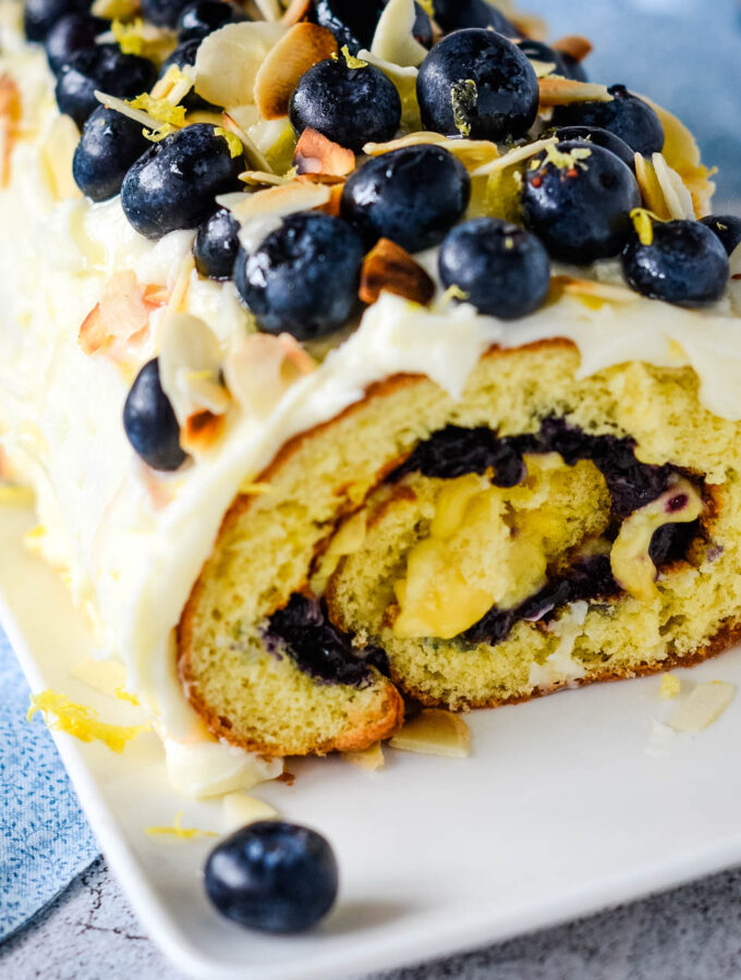 blueberry and lemon roulade
