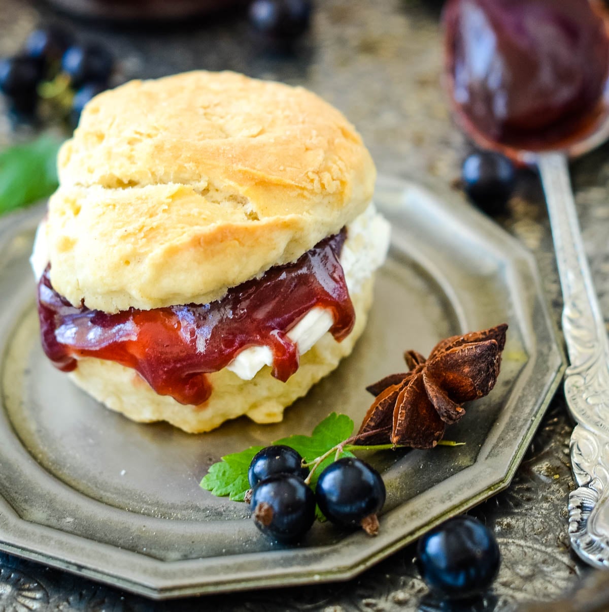 spiced blackcurrant curd