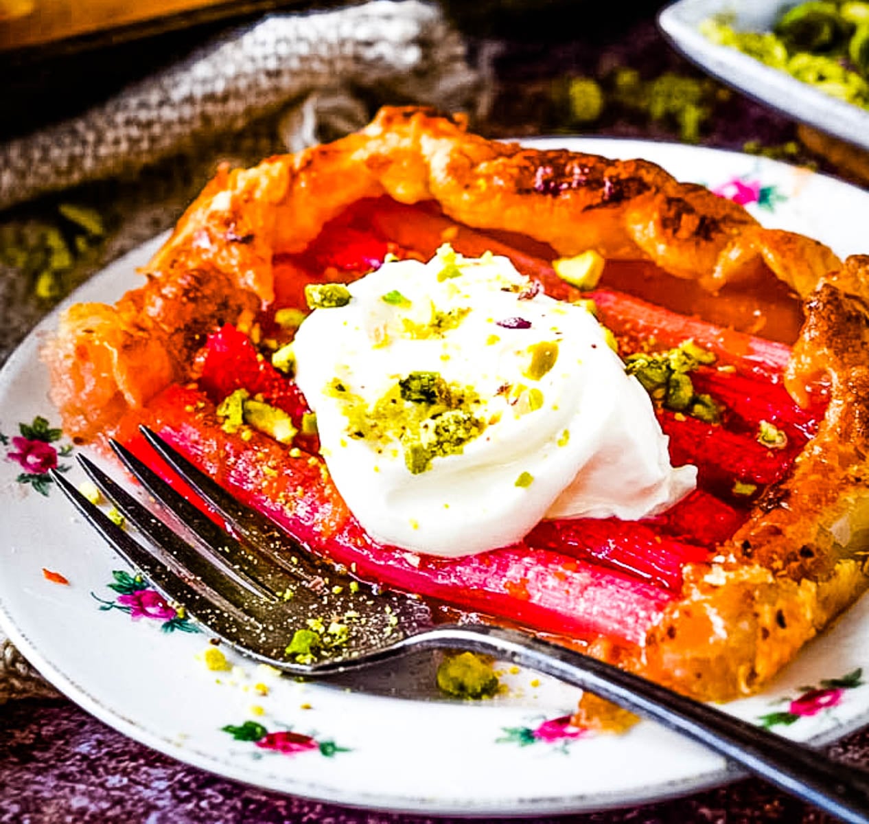rhubarb and ginger tart