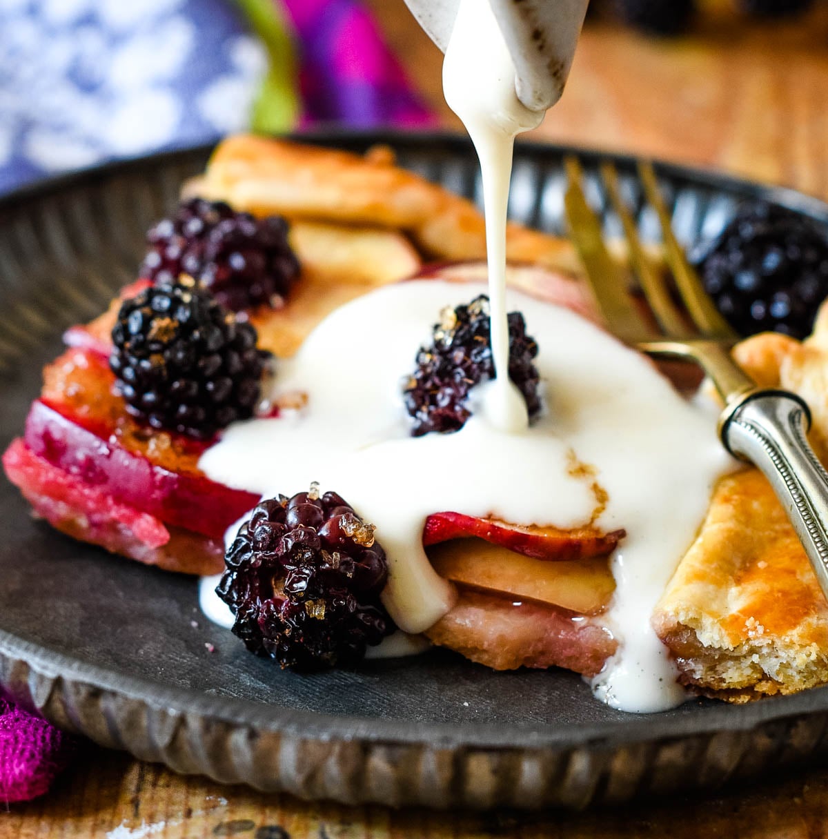 blackberry and apple tart