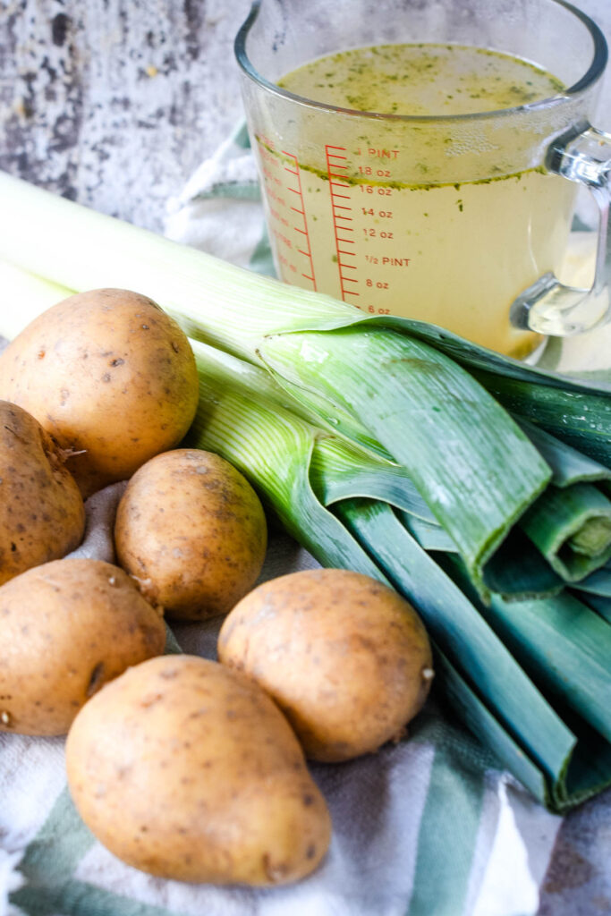3 Ingredient Easy Leek And Potato Soup - Larder Love
