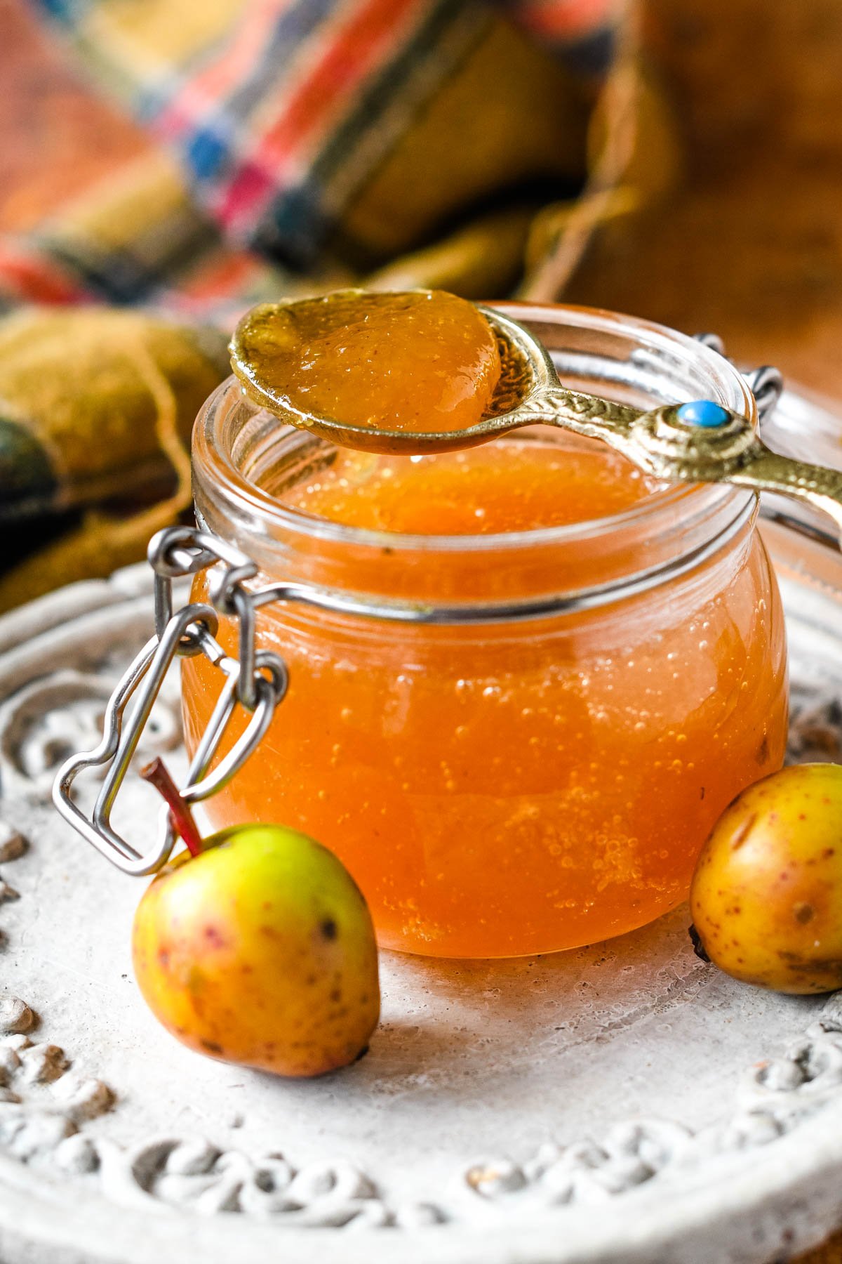 https://larderlove.com/wp-content/uploads/2023/09/crab-apple-jam-10-larderlove.com_.jpg