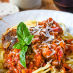 vegan meatballs in tomato sauce