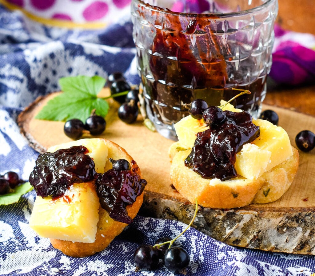 blackcurrant chutney