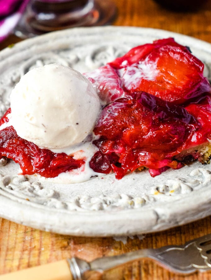 plum tarte tatin