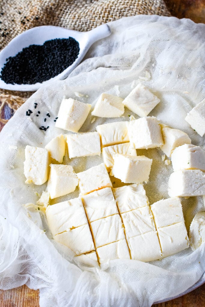 cubes of panner in muslin