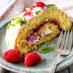raspberry and lemon roulade